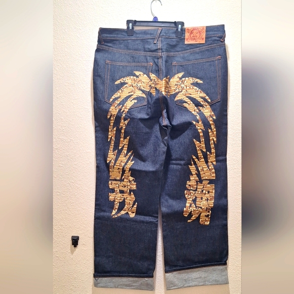 Evisu Other - RARE Evisu NWOT Gold Palm Jeans